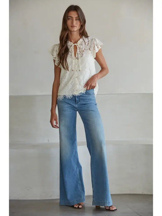 Lace Flutter Sleeve Top - Cream