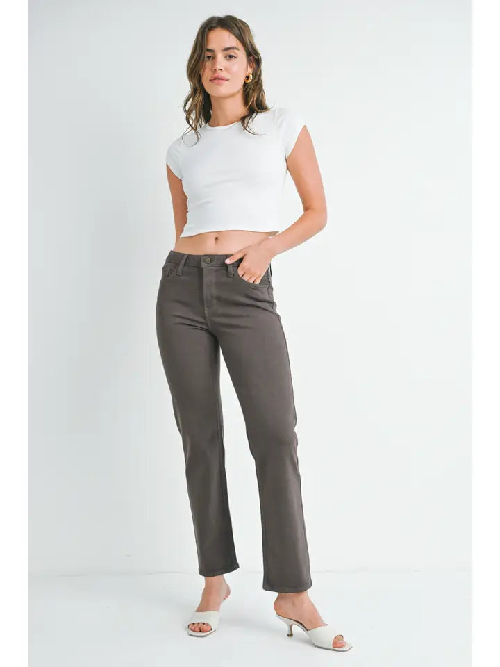 The Clean Mid Rise Straight - Brown