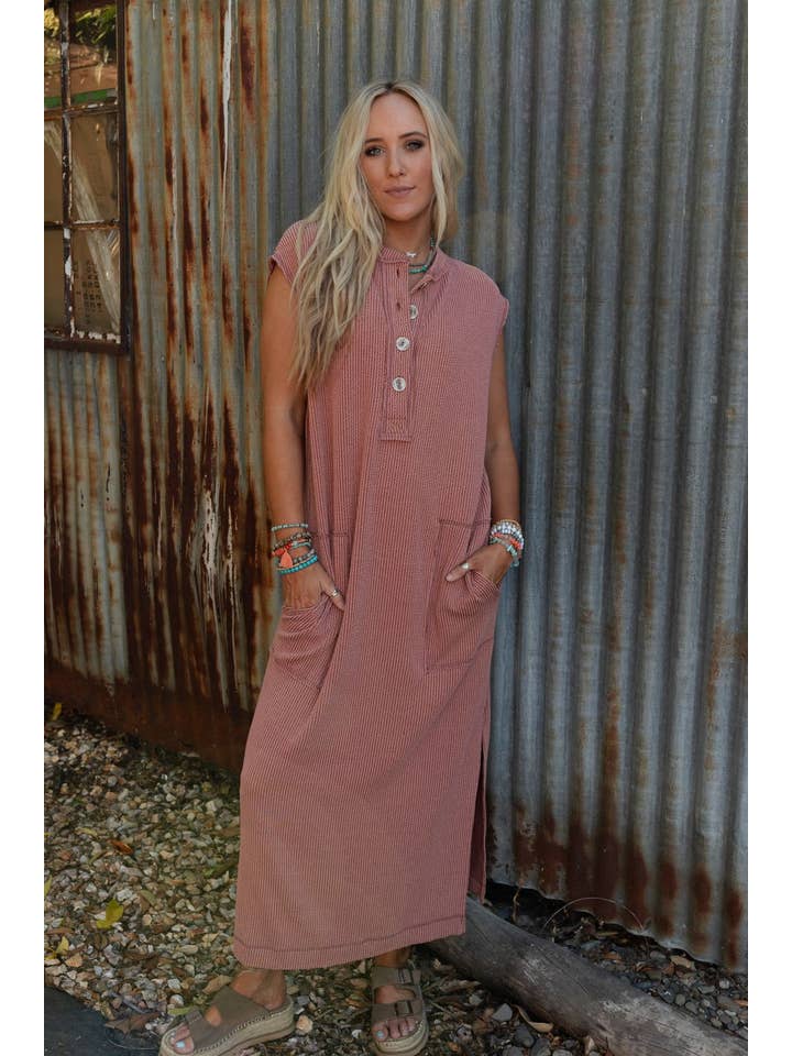 Madeline Textured Maxi Dress - Cedarwood