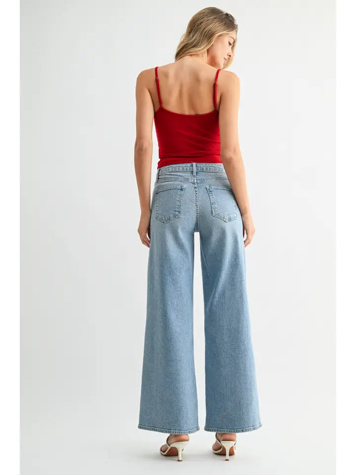 The Ultra Wide Jean - Light Wash