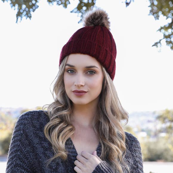 Ribbed Faux Fur Pom Beanie - Burgundy